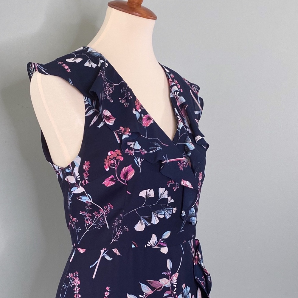 Banana Republic Floral Ruffle-Wrap Maxi Dress, 8 - Picture 6 of 8